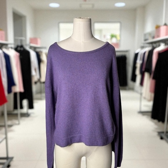 TALULA -Purple Knit Round Knit Cropped Sweater 
Viscose, Angora Blend & Cashmere - Picture 1 of 7